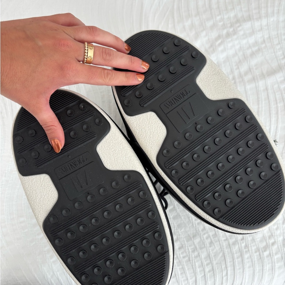 Moon Boot ICON LOW BLACK NYLON BOOTS - Picture 7 of 13